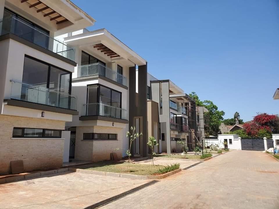 5-Bedroom Townhouse for Sale in Lavington - Image 4