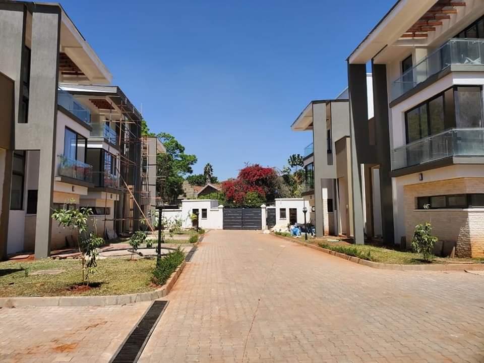 5-Bedroom Townhouse for Sale in Lavington - Image 5