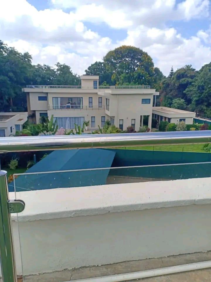 5BR Townhouse for Sale in Runda  - Image 9