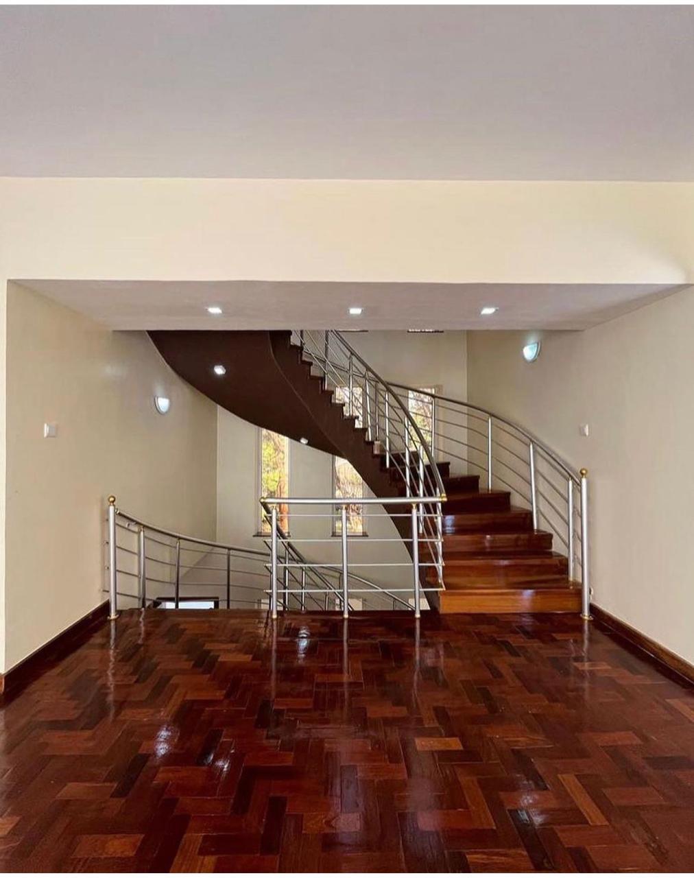 5-BR All-En-suite Townhouse for Sale – Lavington - Image 10