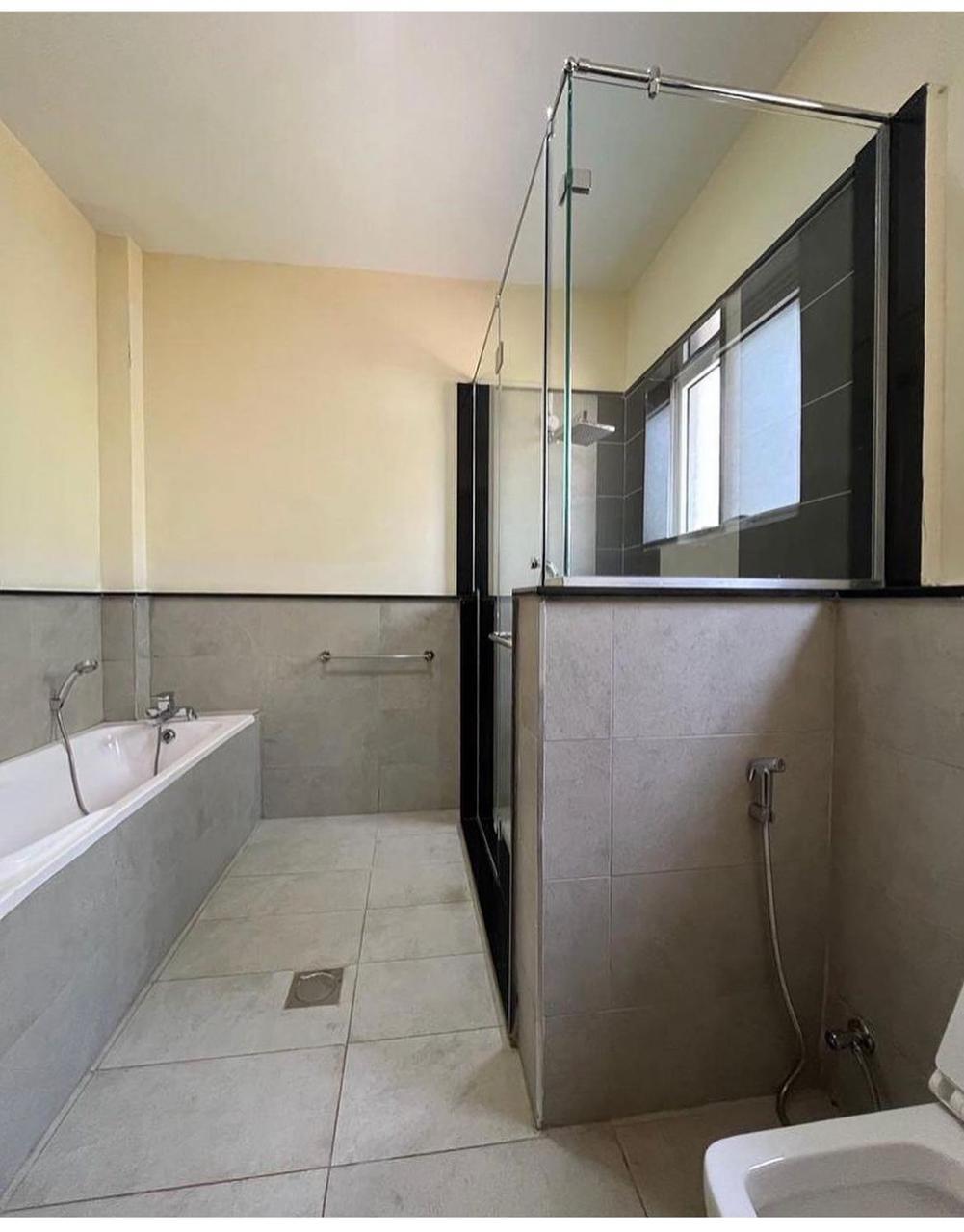 5-BR All-En-suite Townhouse for Sale – Lavington - Image 16