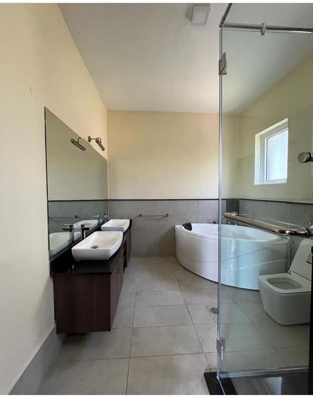 5-BR All-En-suite Townhouse for Sale – Lavington - Image 13