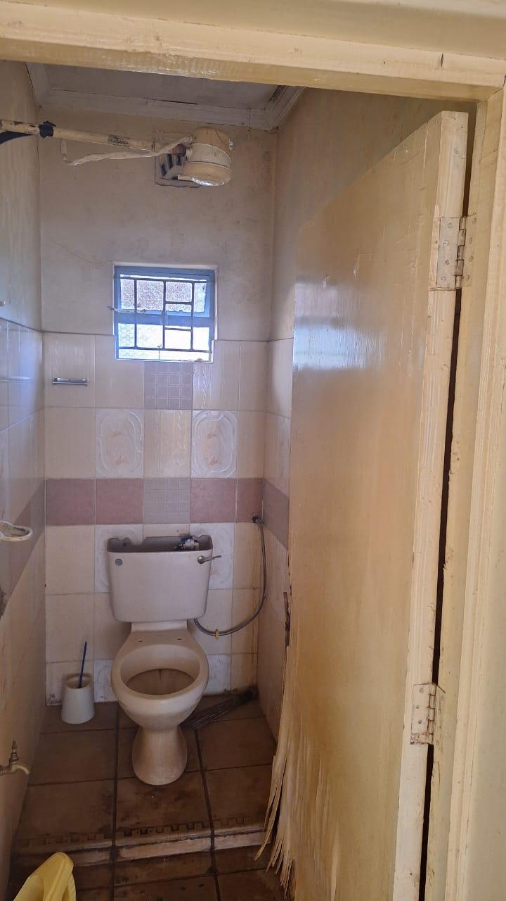 Home to let/sale in Karen  - Image 10