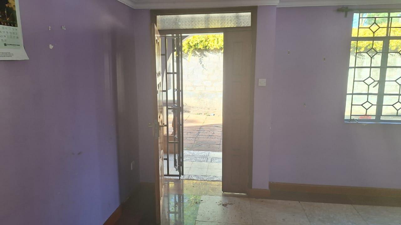 Home to let/sale in Karen  - Image 30