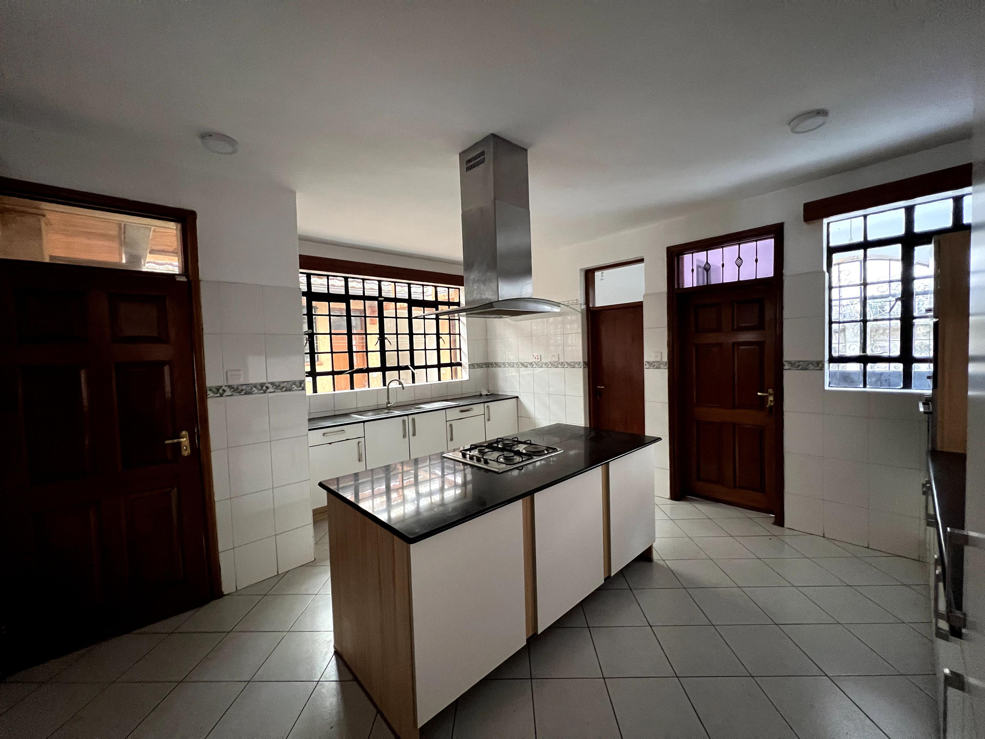 Luxurious 5-Bedroom All-Ensuite House on Sale in Kileleshwa - Image 2