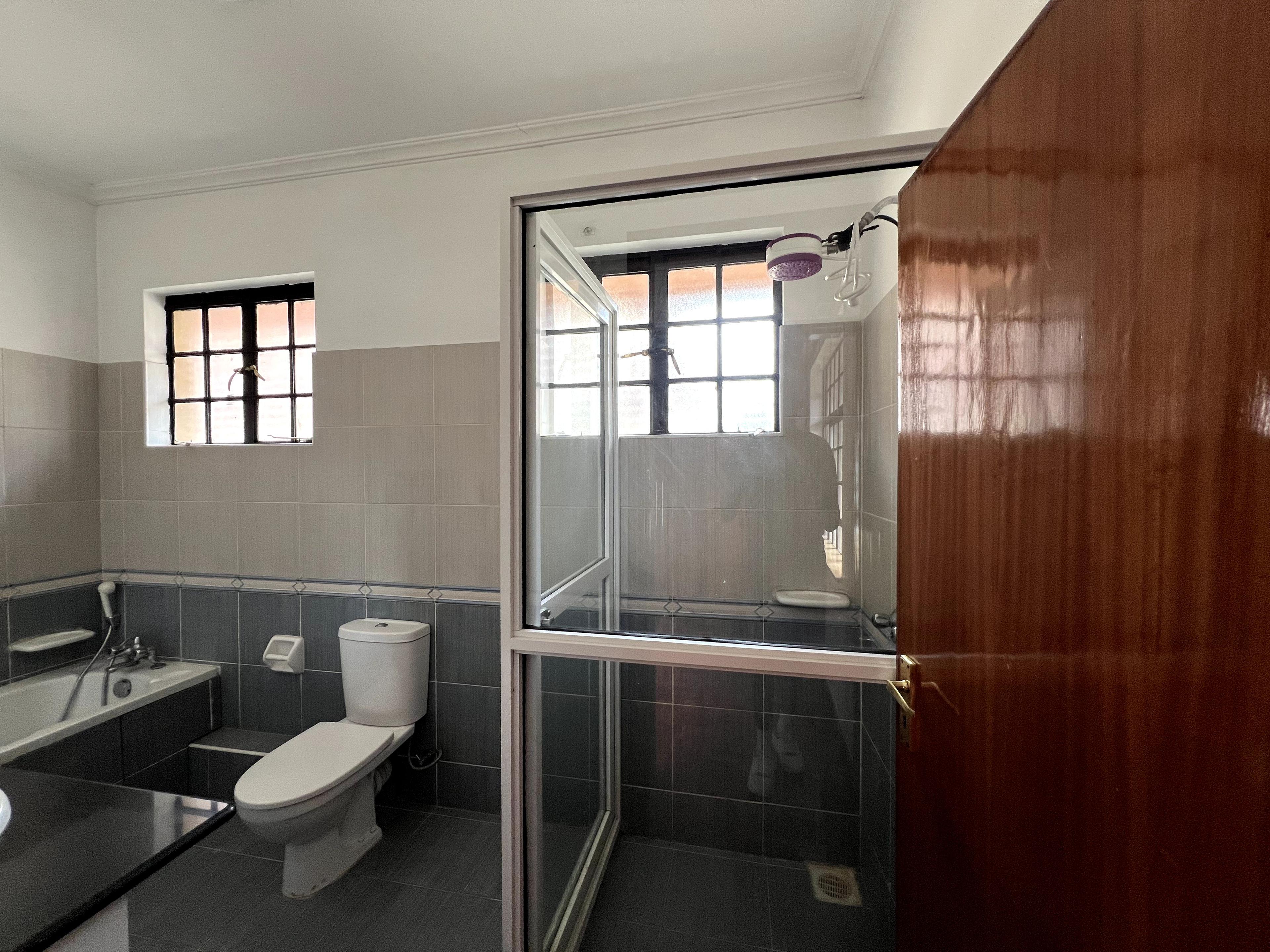 Luxurious 5-Bedroom All-Ensuite House on Sale in Kileleshwa - Image 18
