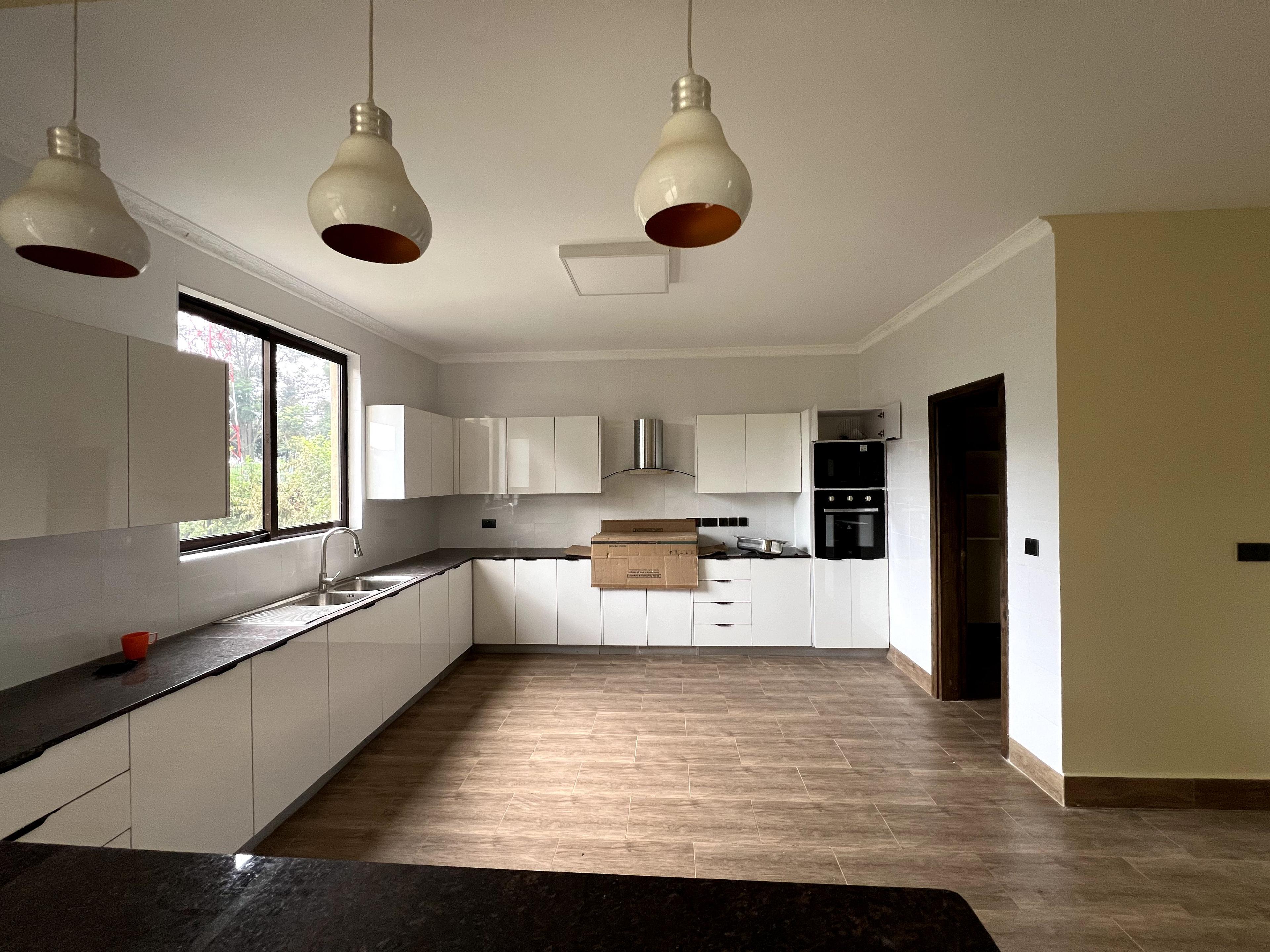 4-Bedroom Mansion in Kiambu Town - Image 5