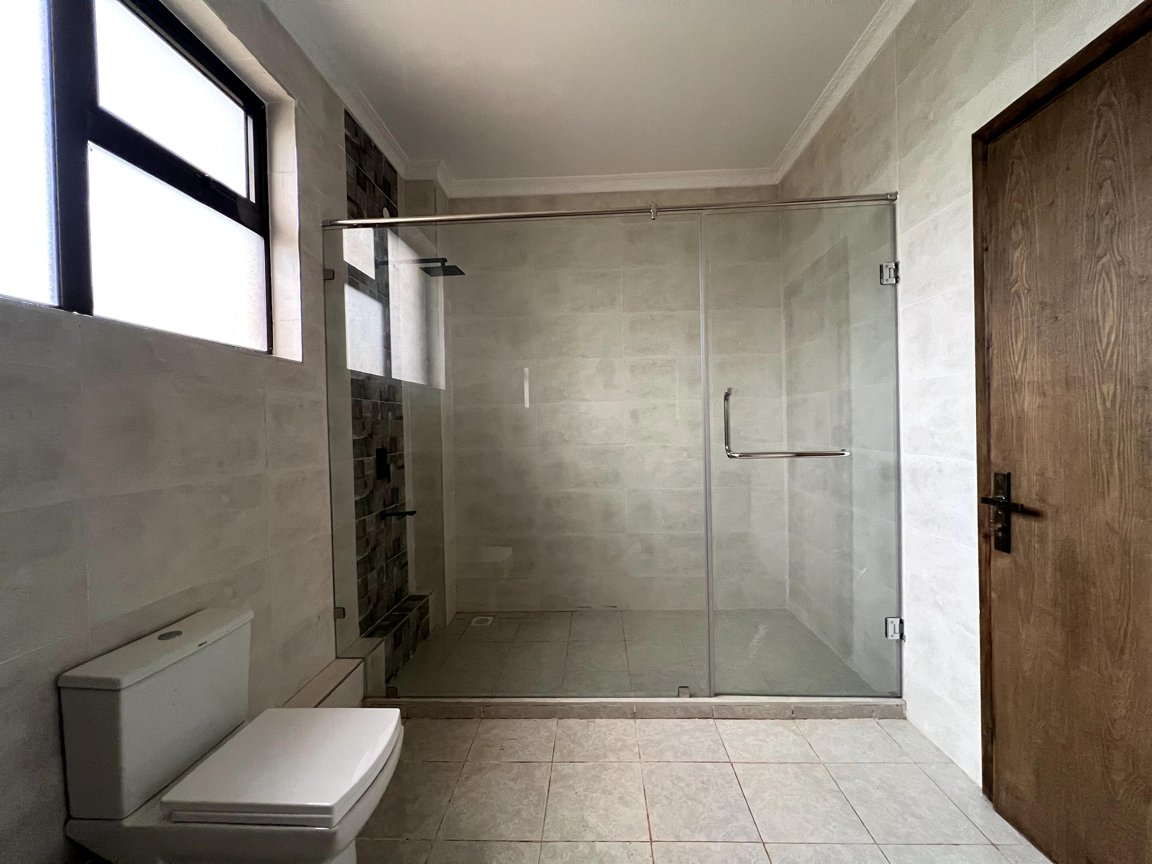 4-Bedroom Mansion in Kiambu Town - Image 11