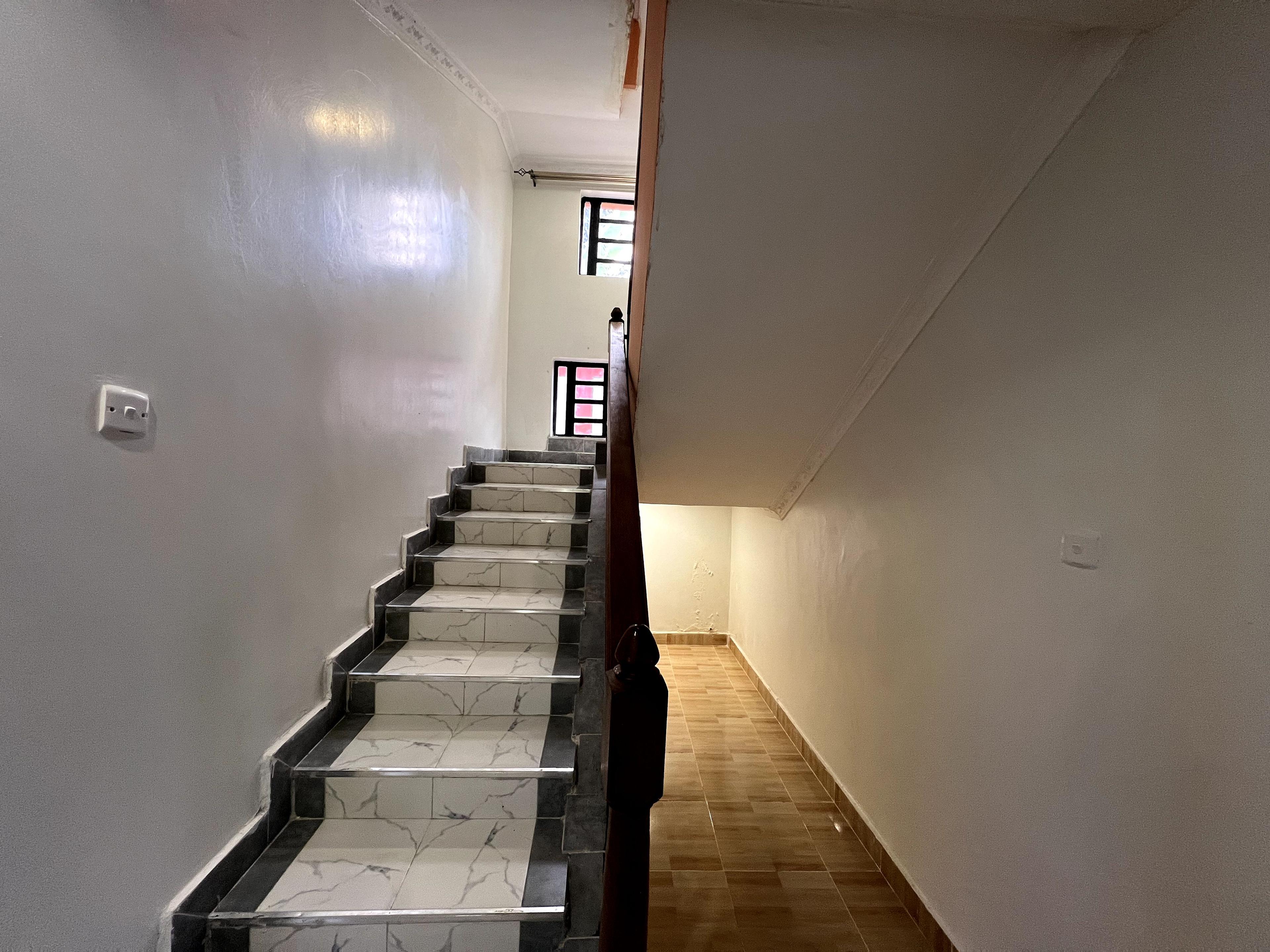 6-Bedroom Villa in a Gated Estate, Ruiru Mugutha - Image 7