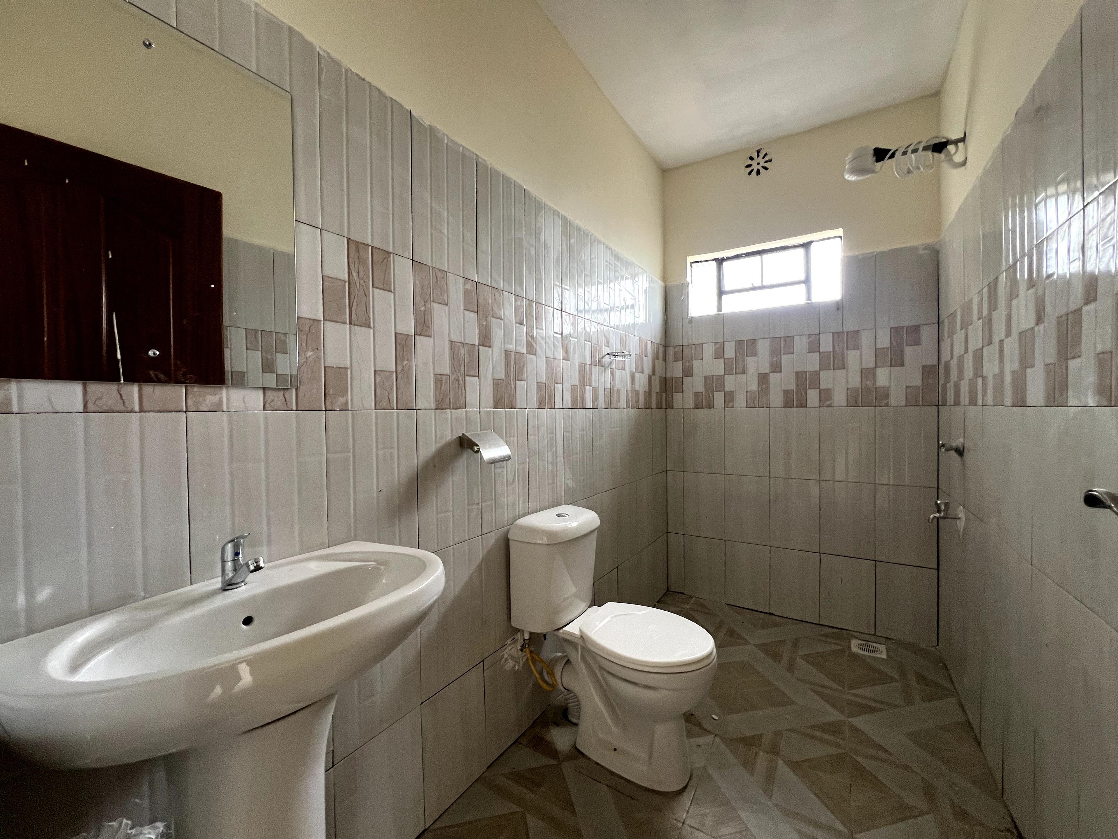 3-Bedroom All Ensuite Home in Acacia, Kitengela - Image 3