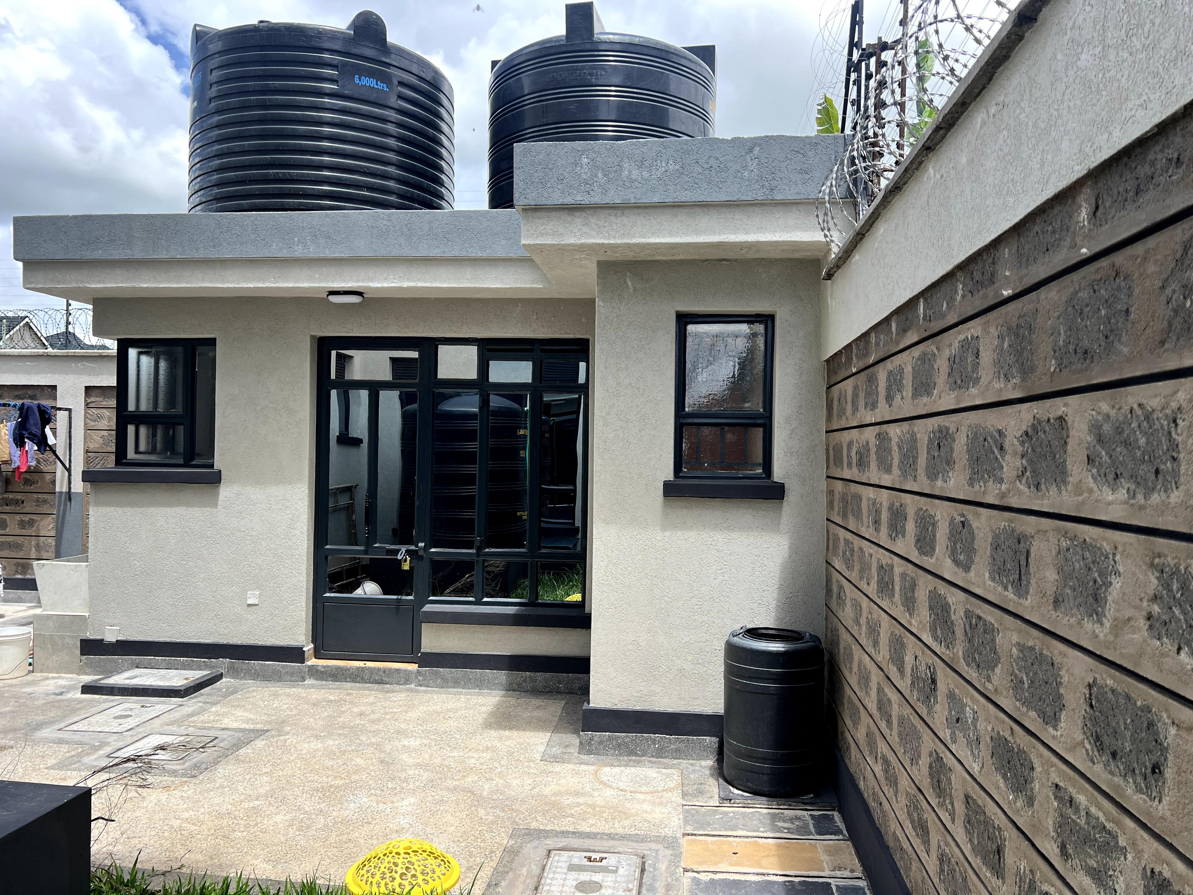 4-Bedroom All Ensuite Mansion in Kitengela, Yukos  - Image 5