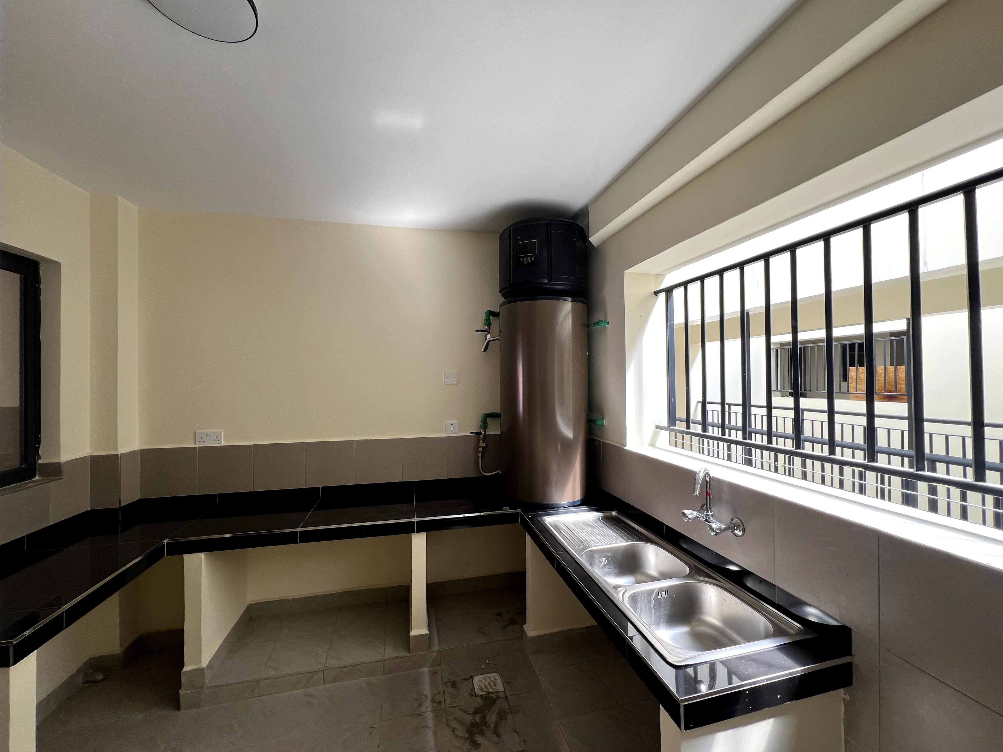 Luxurious 4-Bedroom Triplex in Langata - Image 9