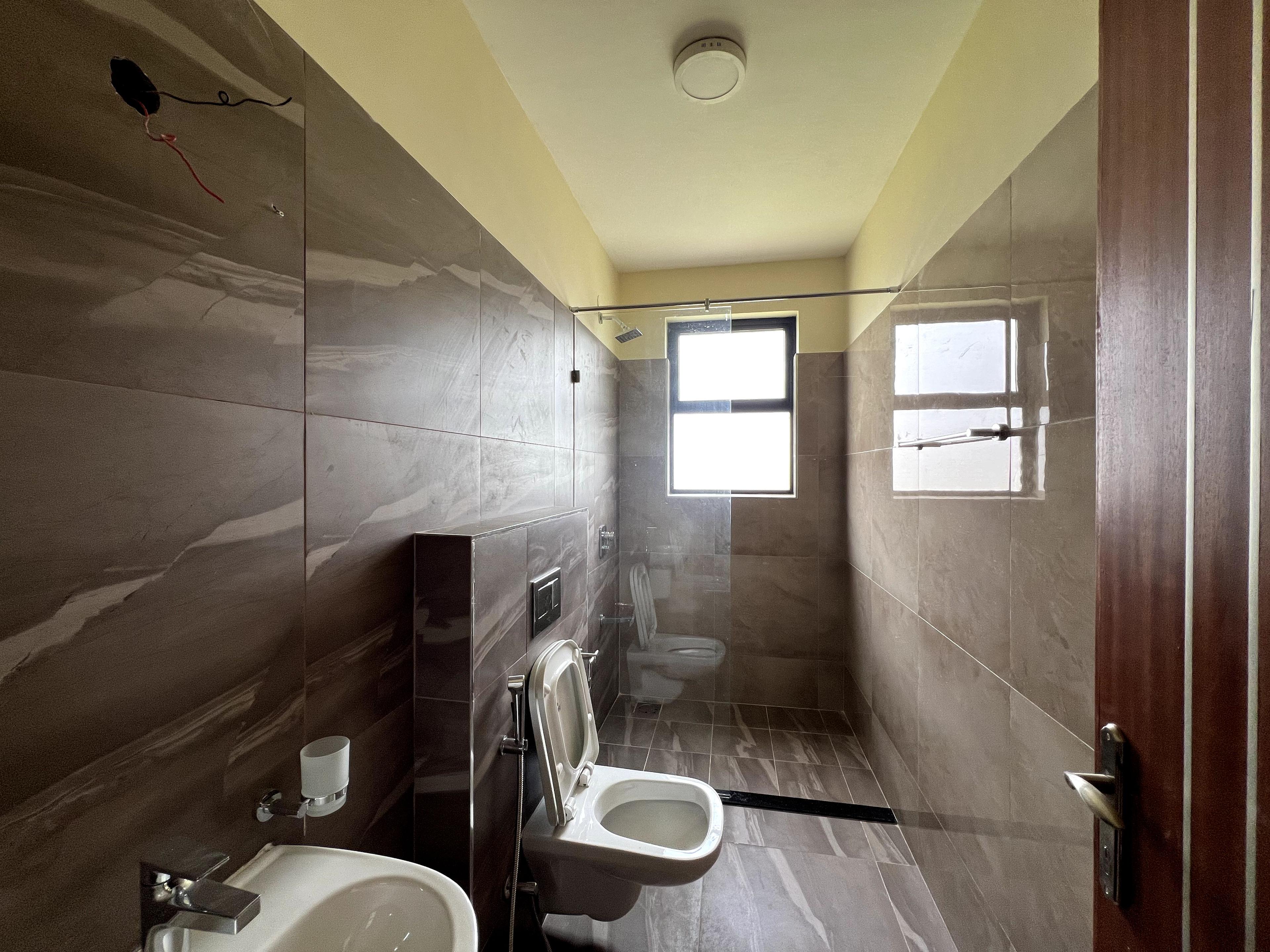 Luxurious 4-Bedroom Triplex in Langata - Image 22