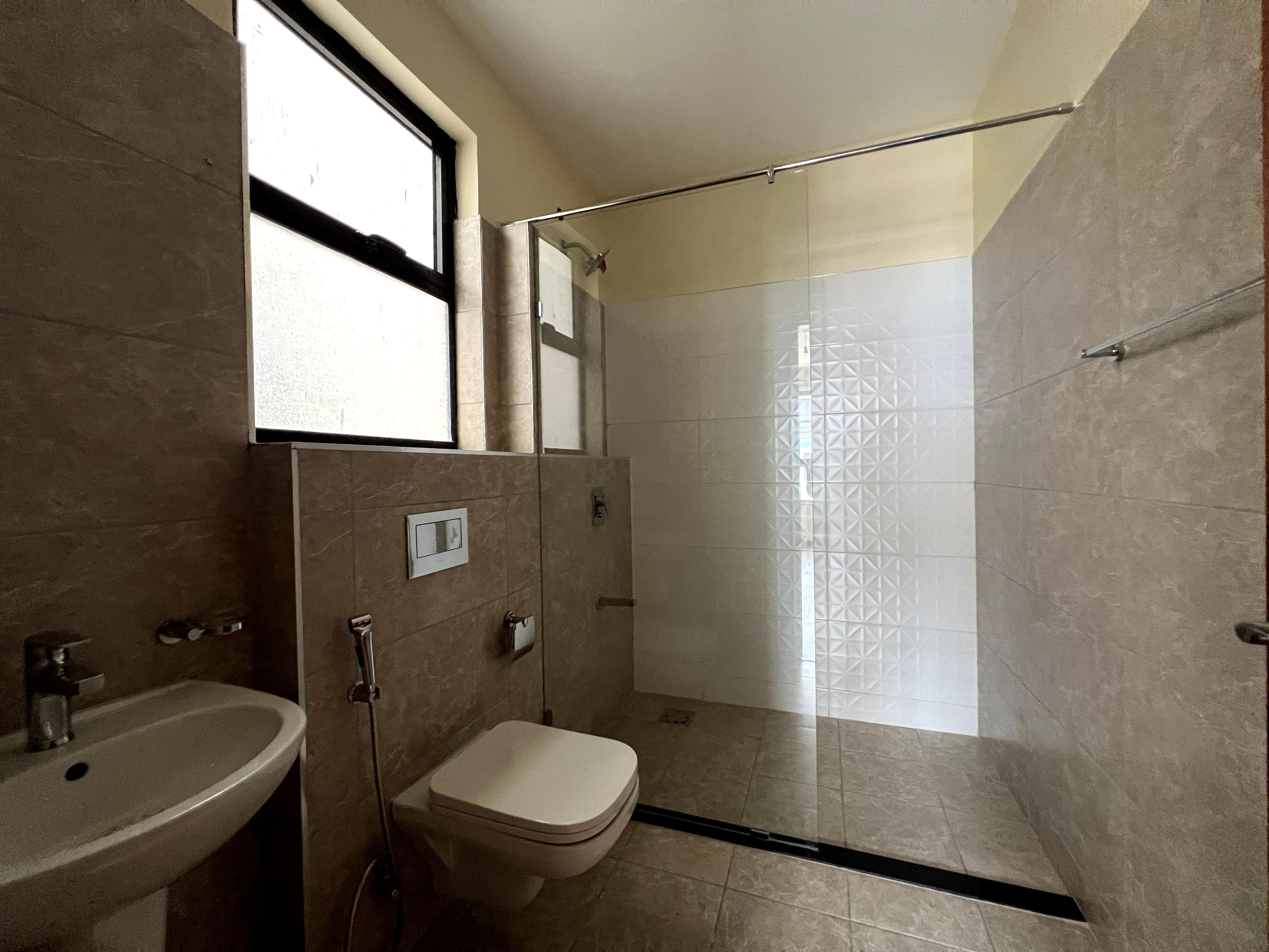 Luxurious 4-Bedroom Triplex in Langata - Image 18
