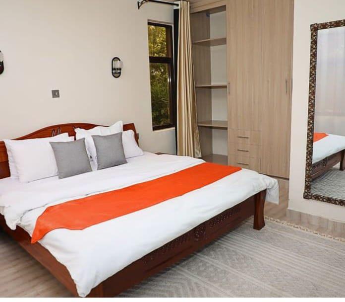 Smart Villa for Sale at a Golf Resort - Lake Elementaita - Image 4