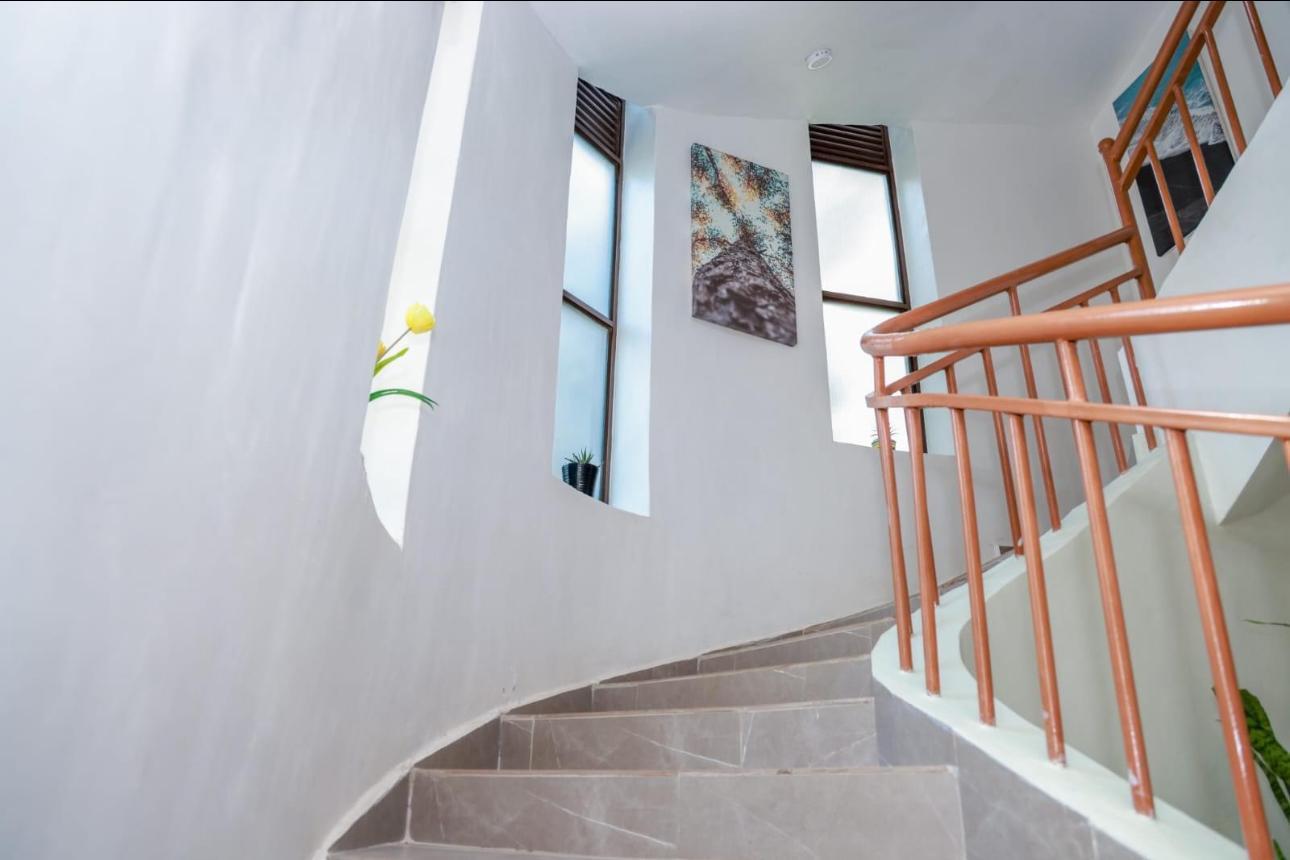 Smart Villa for Sale at a Golf Resort - Lake Elementaita - Image 14