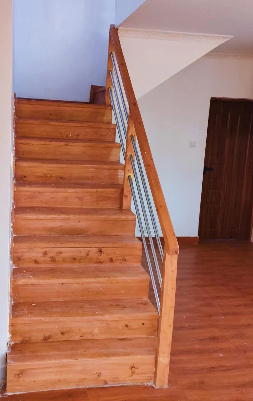 Spacious 3BR Duplex Apartment with DSQ in Thindigua  - Image 6