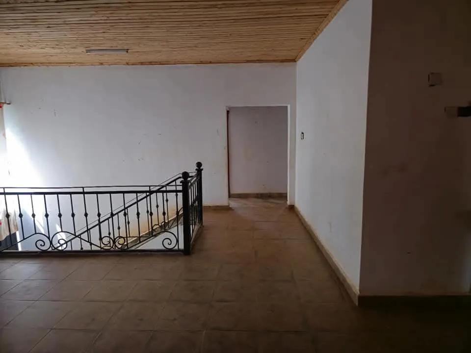 Stunning 4-Bedroom House with SQ for Sale β Ngong' Kahara! - Image 2