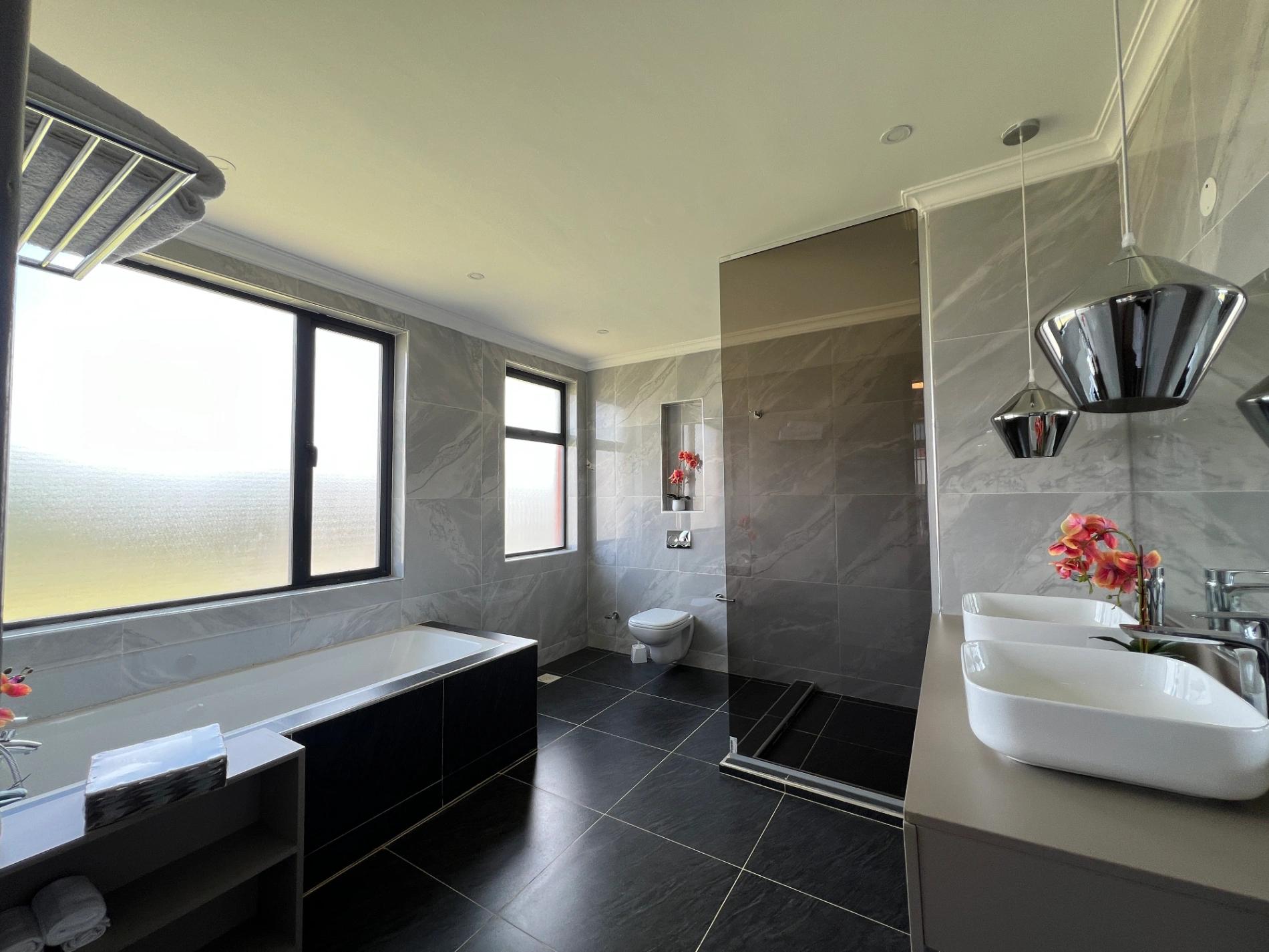 Modern 5 Bedroom Villas in a Tranquil Gated Community - Image 5