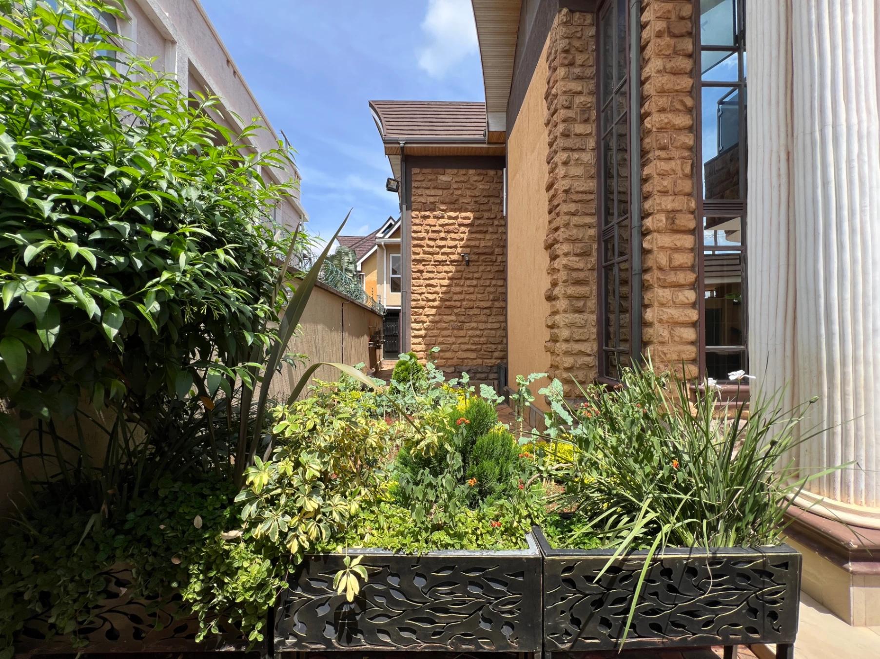 5 BR MANSION FOR SALE IN RUIRU - Image 4