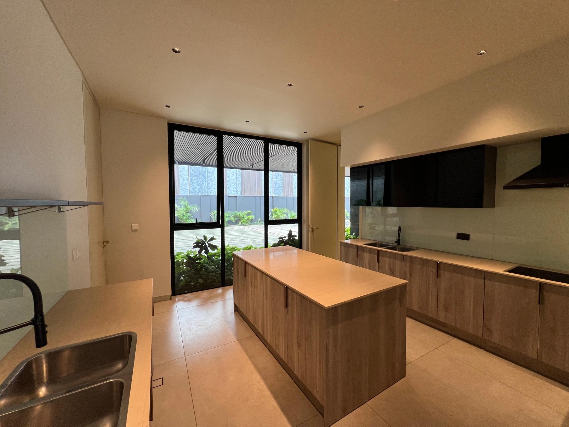 5BR Townhouse on Sale in Kitisuru - Image 31