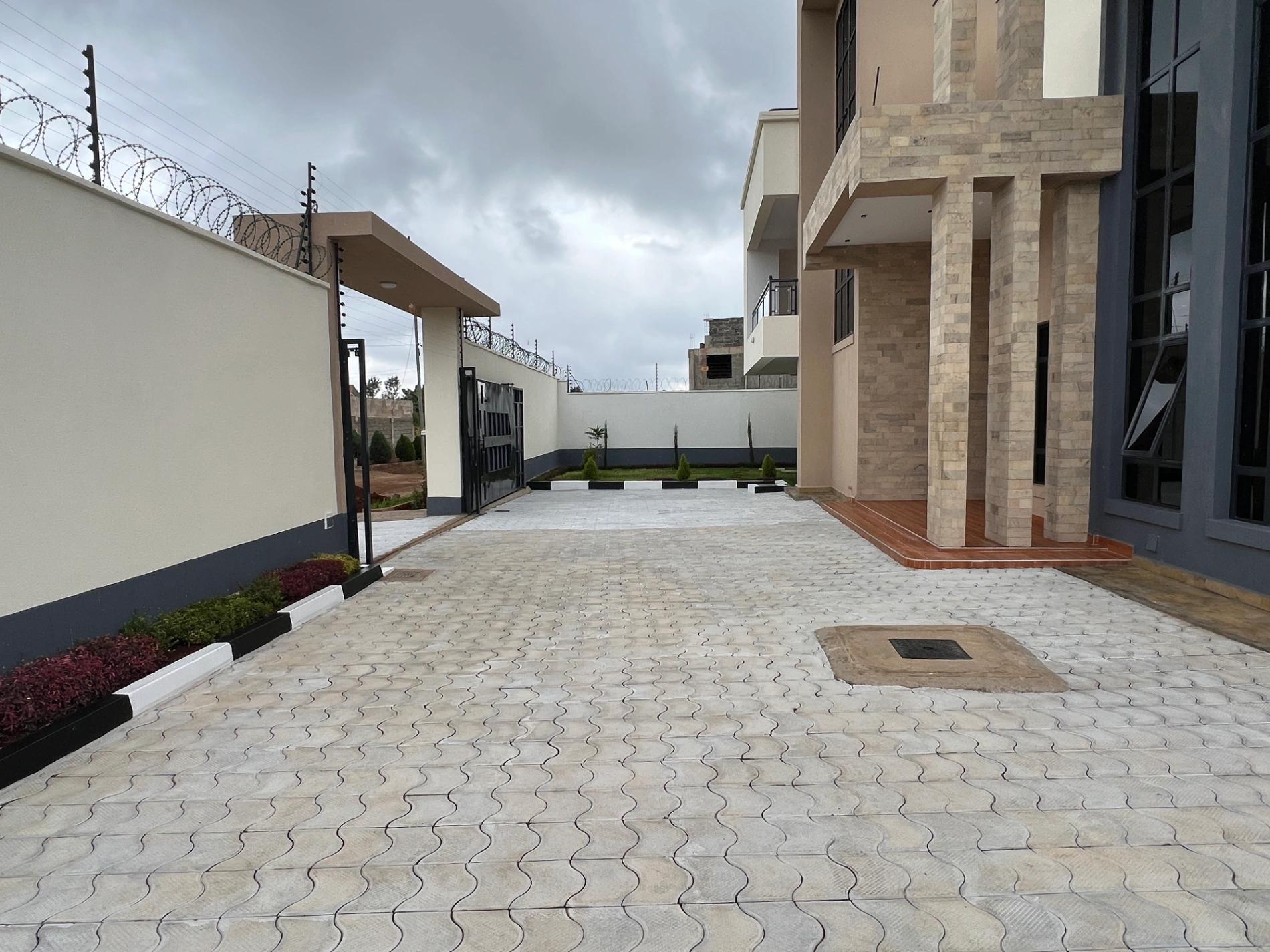 4 BR MANSIONATTE IN THIKA - Image 34