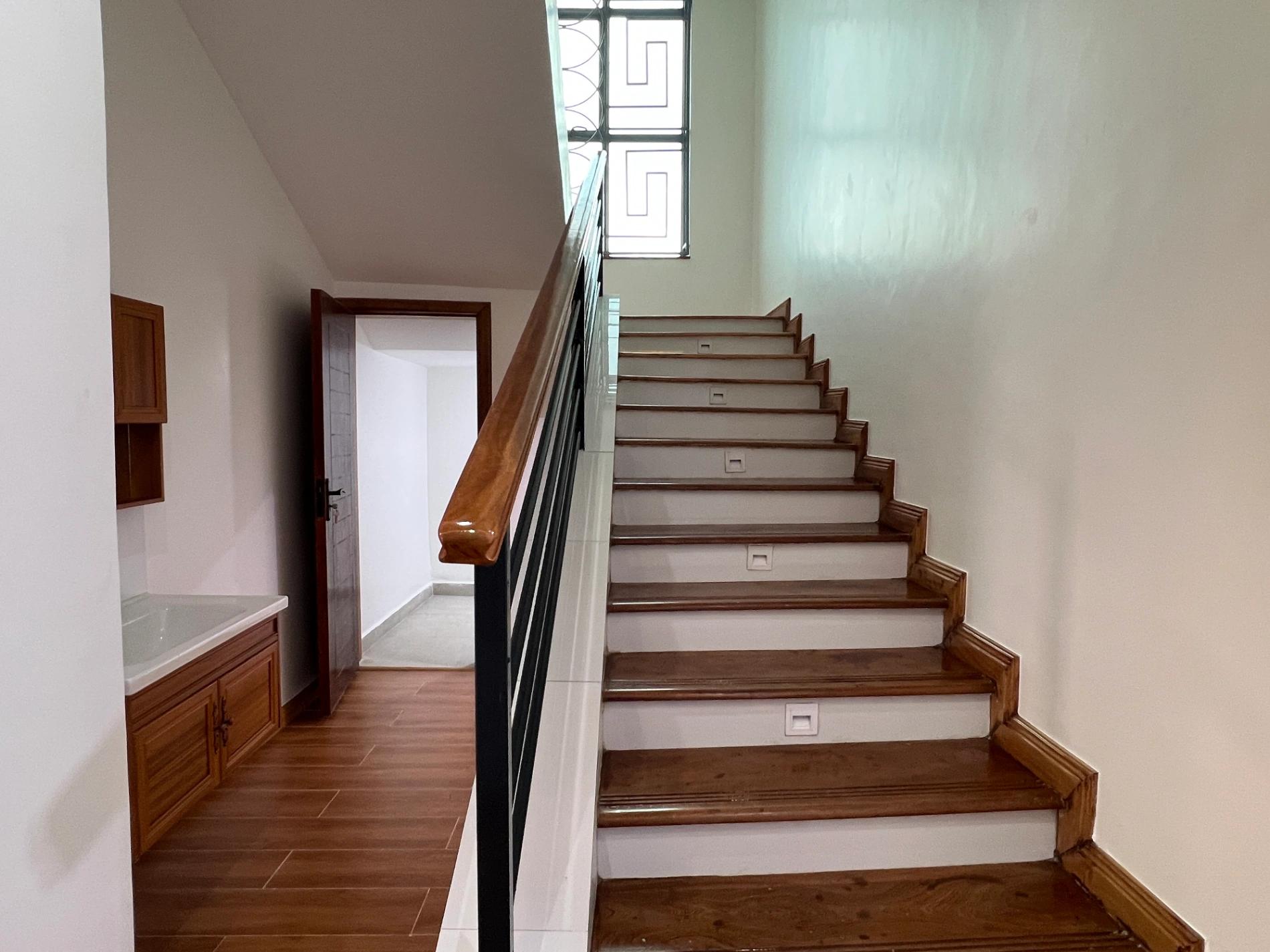 4 BR MANSIONATTE IN THIKA - Image 35