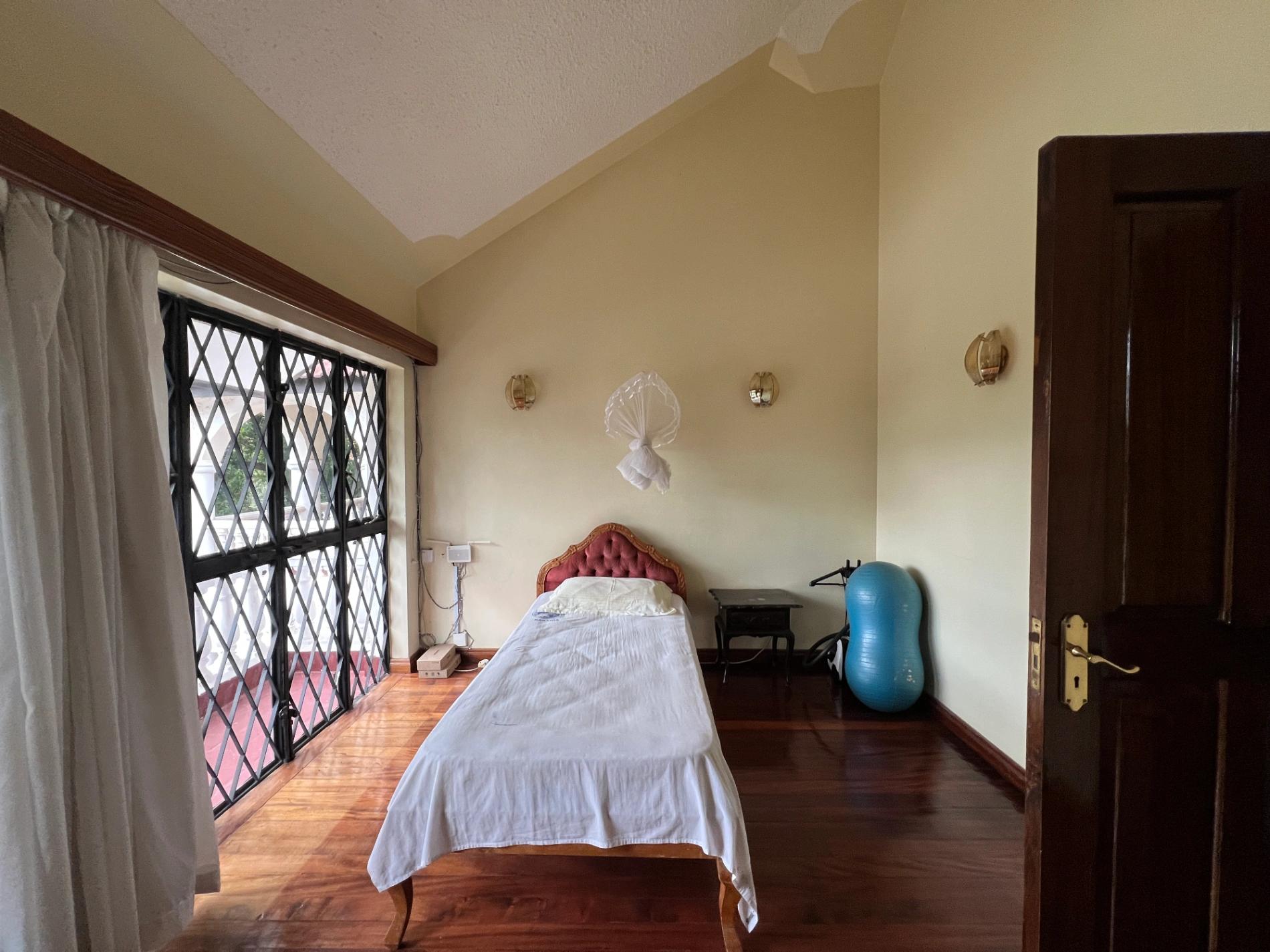 Luxury 4-Bedroom Mega Mansion – Nyari Estate (For Sale or Rent) - Image 8