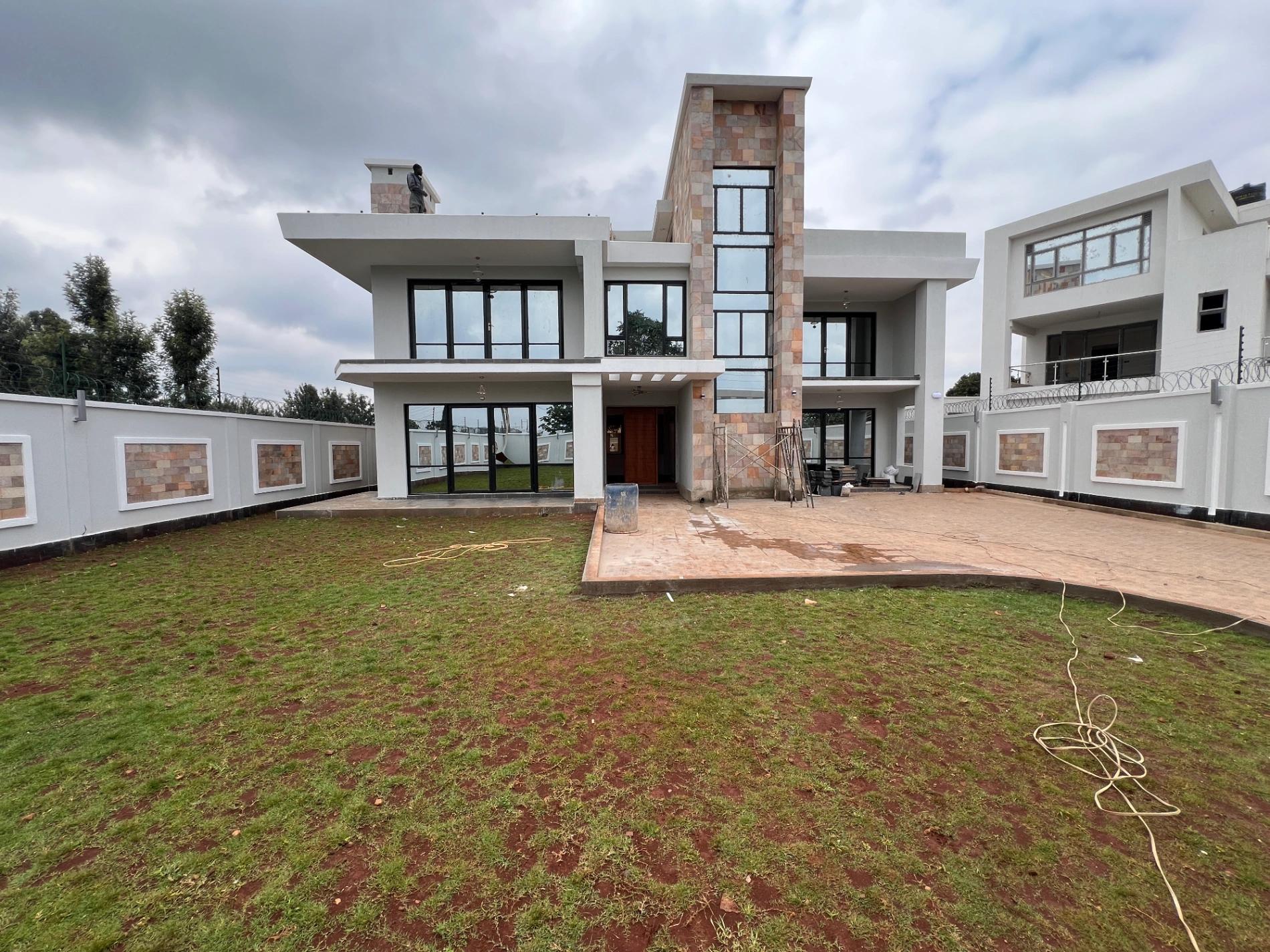 5BR Villa on Sale in Runda Gardens  - Image 3