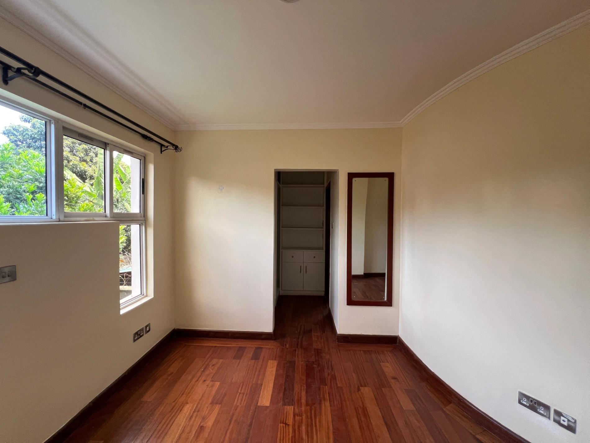 5BR +GYM +SQ on Sale in Lavington  - Image 4