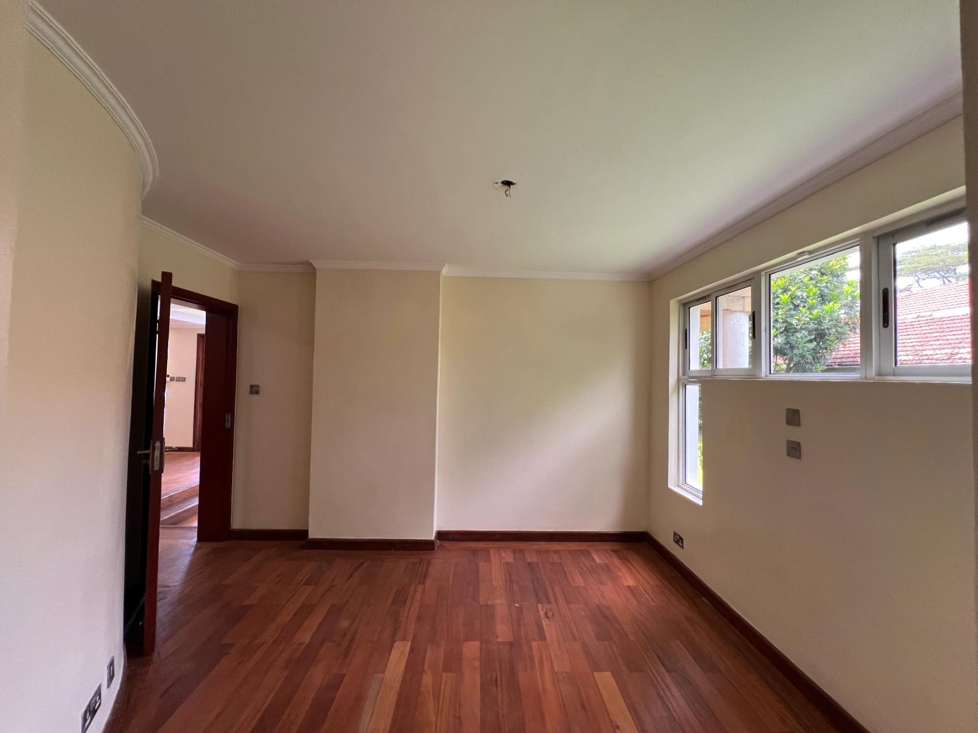 5BR +GYM +SQ on Sale in Lavington  - Image 16