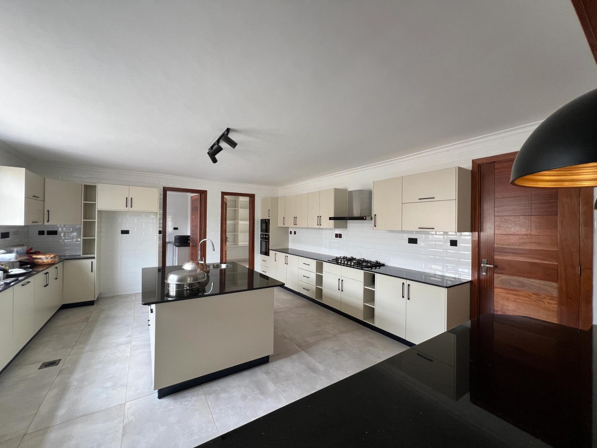 5BR Town House on Sale in Kiambu Road  - Image 12