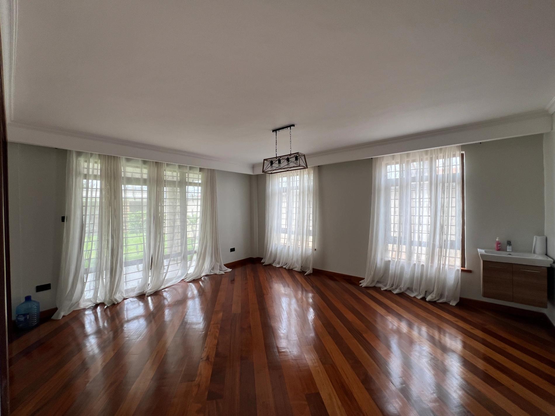 5BR Town House on Sale in Kiambu Road  - Image 20