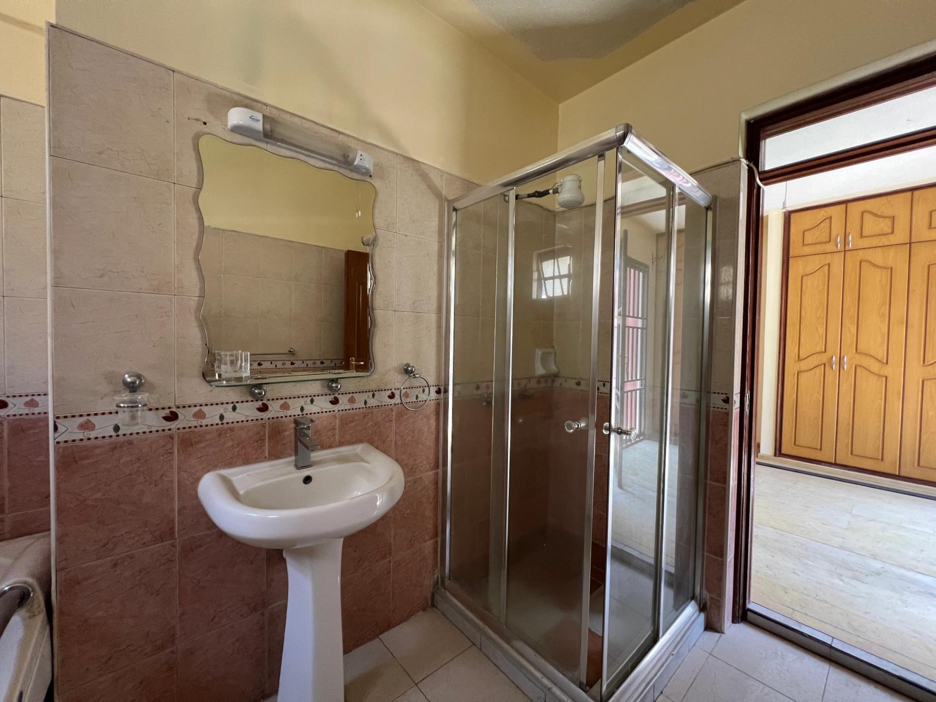 3BR on Sale Along King'ara Road - Lavington  - Image 12