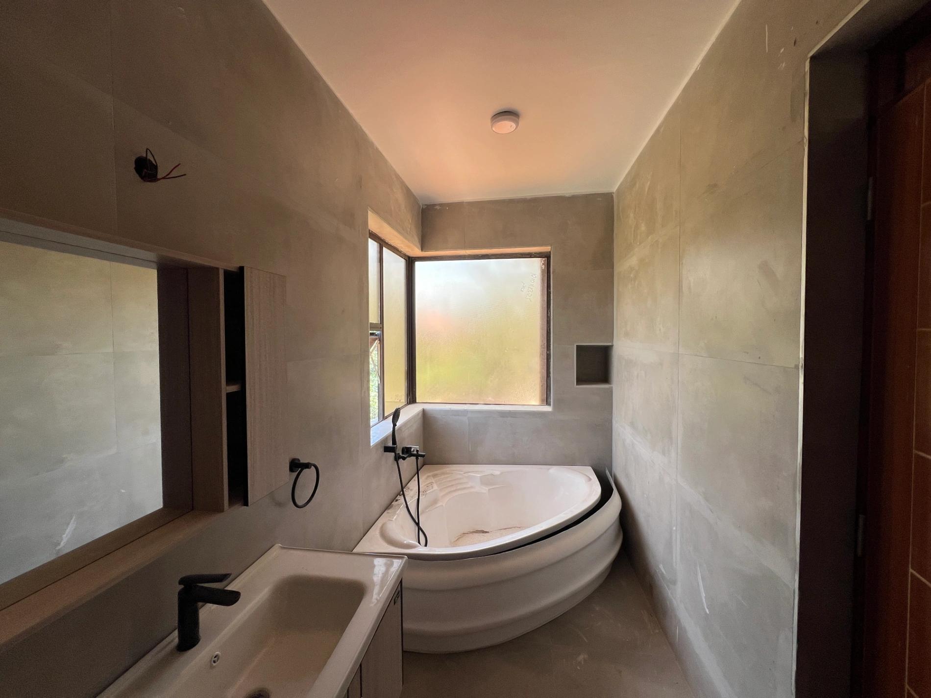 5BR Villa for Sale in Karen Hardy  - Image 8