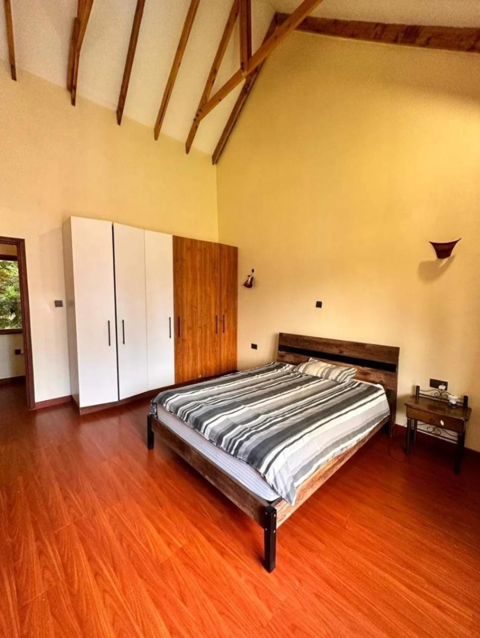 Ambassadorial 6-Bedroom House for Sale in Ridgeways- Kiambu Road - Image 7