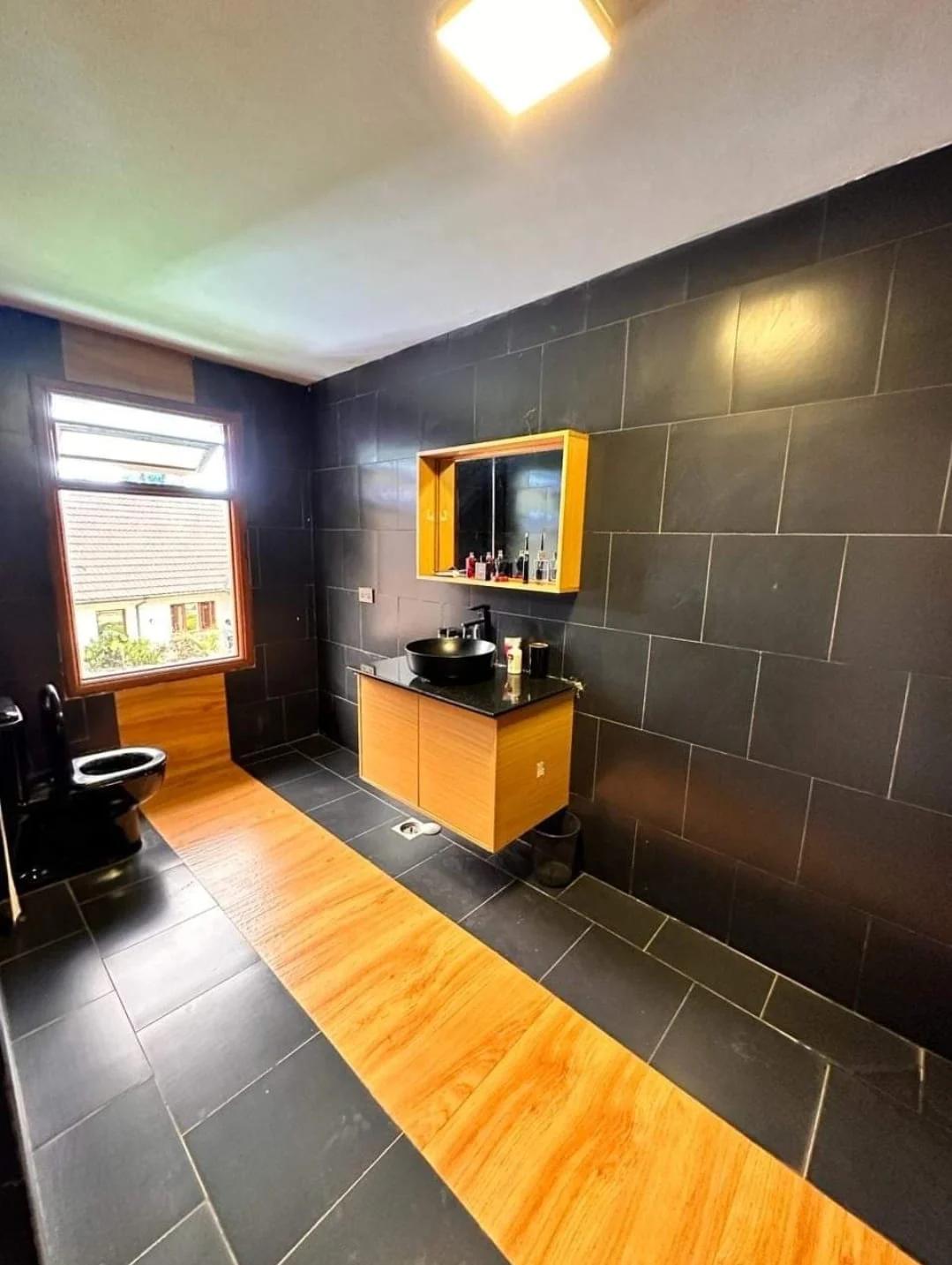 Ambassadorial 6-Bedroom House for Sale in Ridgeways- Kiambu Road - Image 16