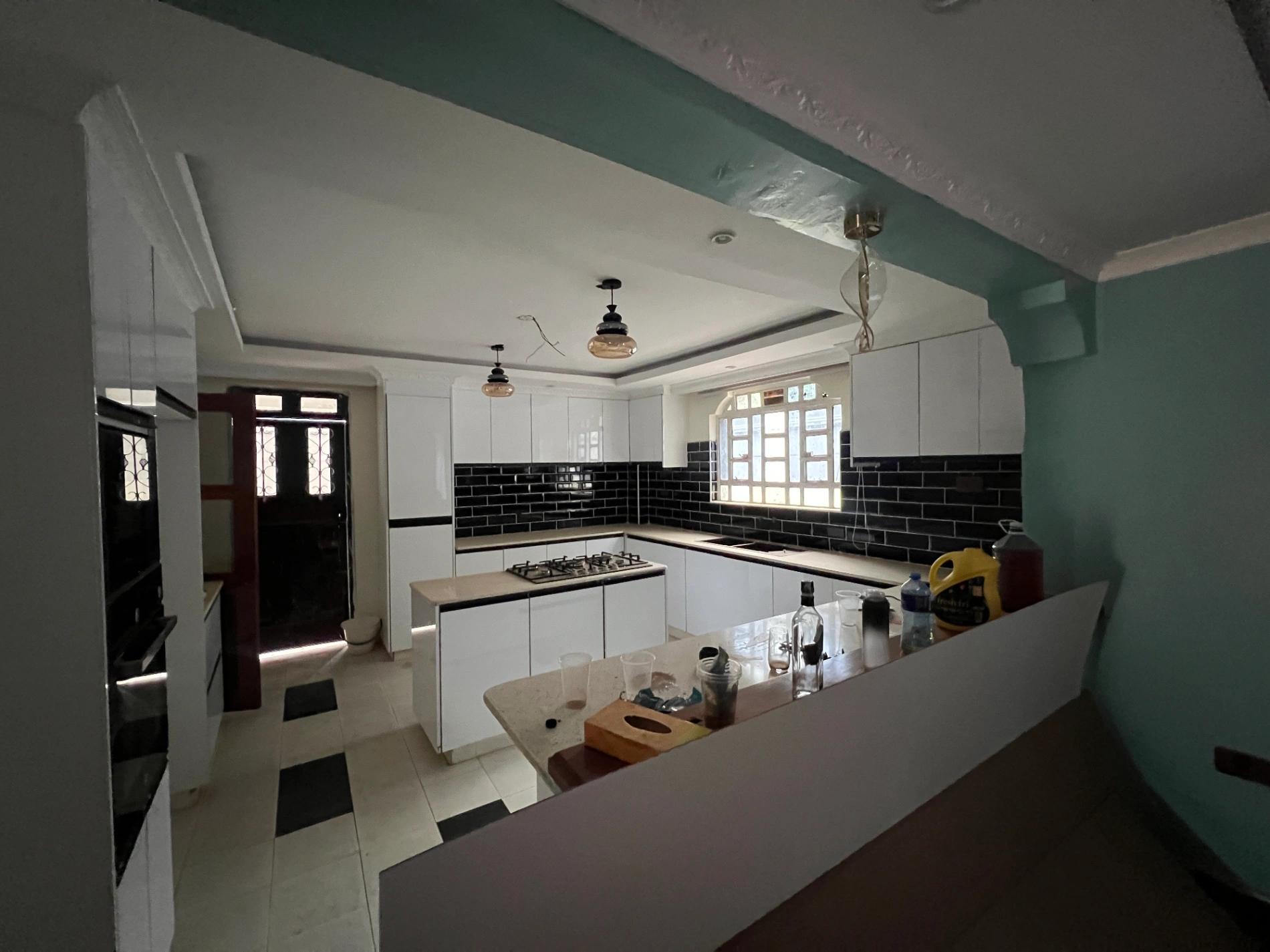 4BR Mansion on sale in Toll Thika Road - Image 2